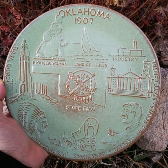Frankoma Pottery Oklahoma State Plate - Picture 1 of 4